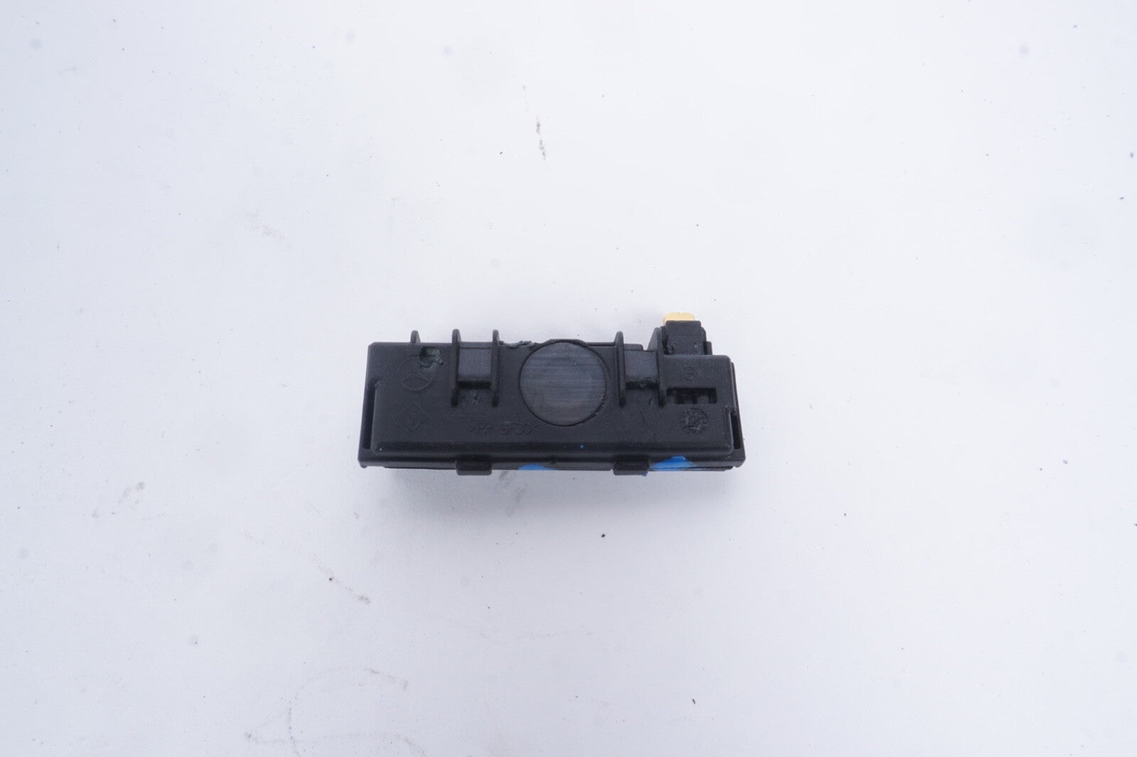 10-13 MERCEDES S550 C250 WINDSHIELD 1729058200 HUMIDITY TEMP TEMPERATURE SENSOR