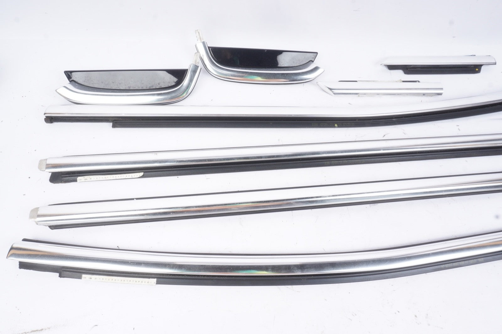 14-20 MASERATI GHIBLI FRONT REAR LEFT RIGHT SIDE DOOR WINDOW BELT MOLDING
