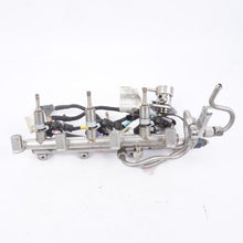 2015 - 2018 FORD FOCUS 1.0L L3 GAS ENGINE FUEL INJECTION RAIL W/ INJECTOR OEM