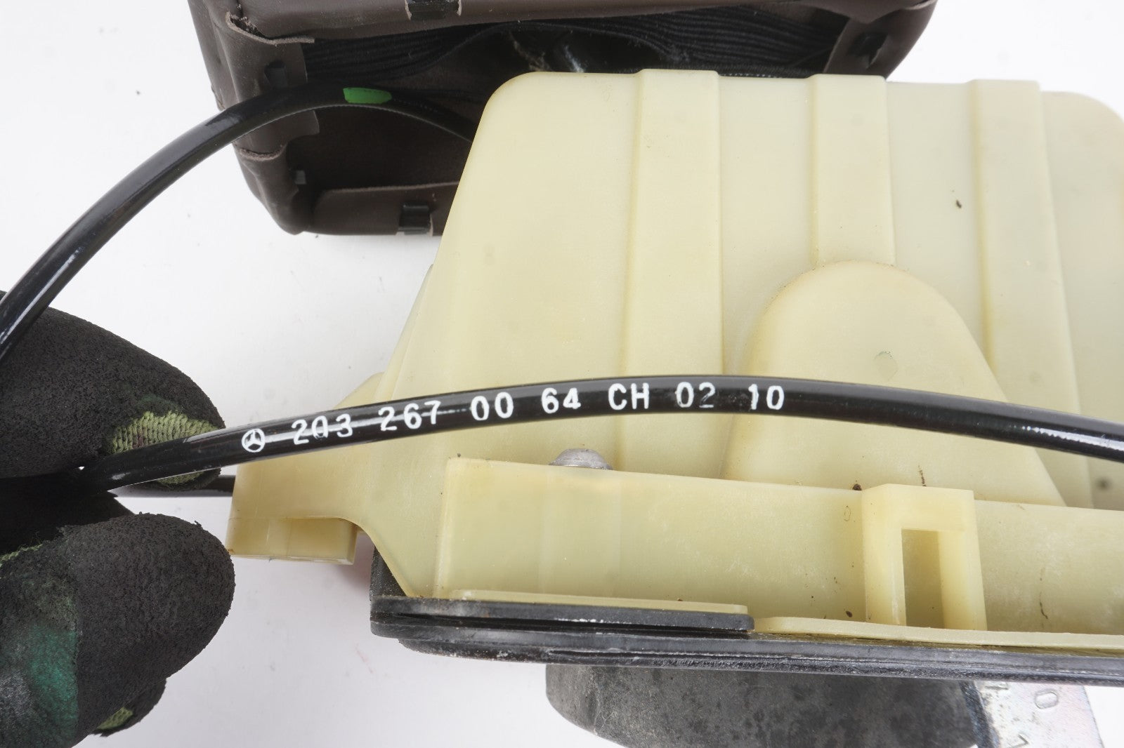 08-11 Mercedes C300 W204 Gear Selector Shifter 2042675724 OEM