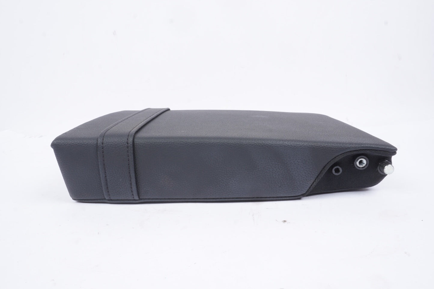 2015 - 2020 MERCEDES GLA250 X156 REAR SEAT CENTER UPPER ARM REST OEM
