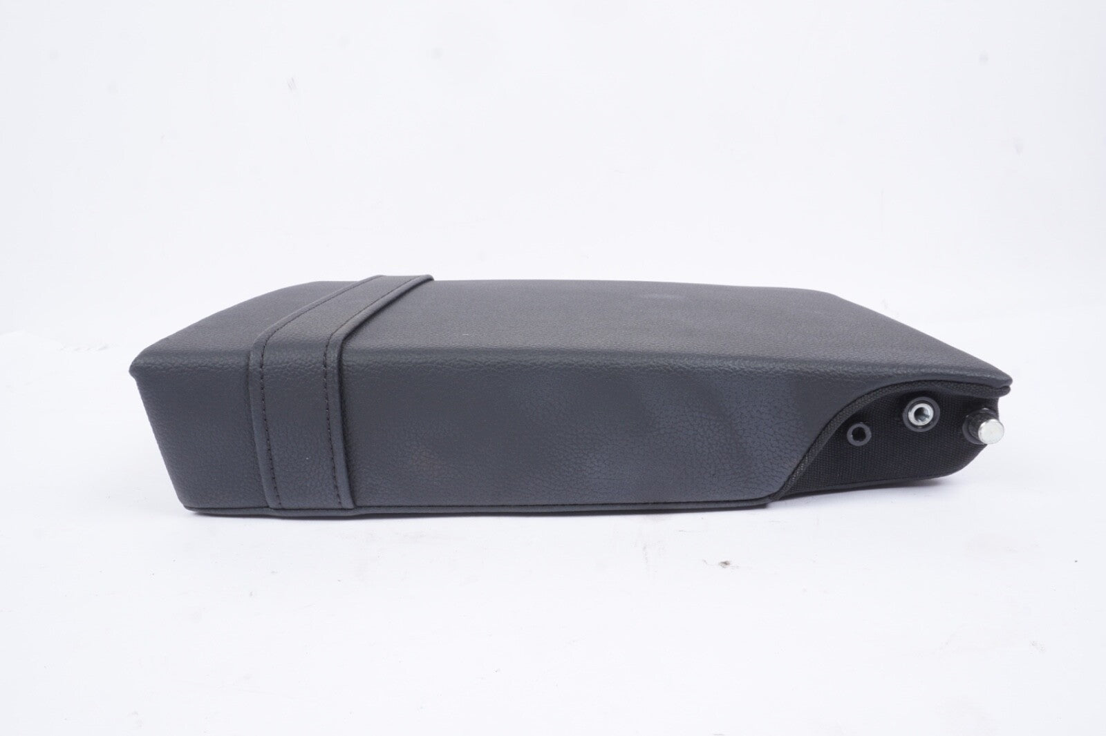 2015 - 2020 MERCEDES GLA250 X156 REAR SEAT CENTER UPPER ARM REST OEM