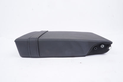 2015 - 2020 MERCEDES GLA250 X156 REAR SEAT CENTER UPPER ARM REST OEM