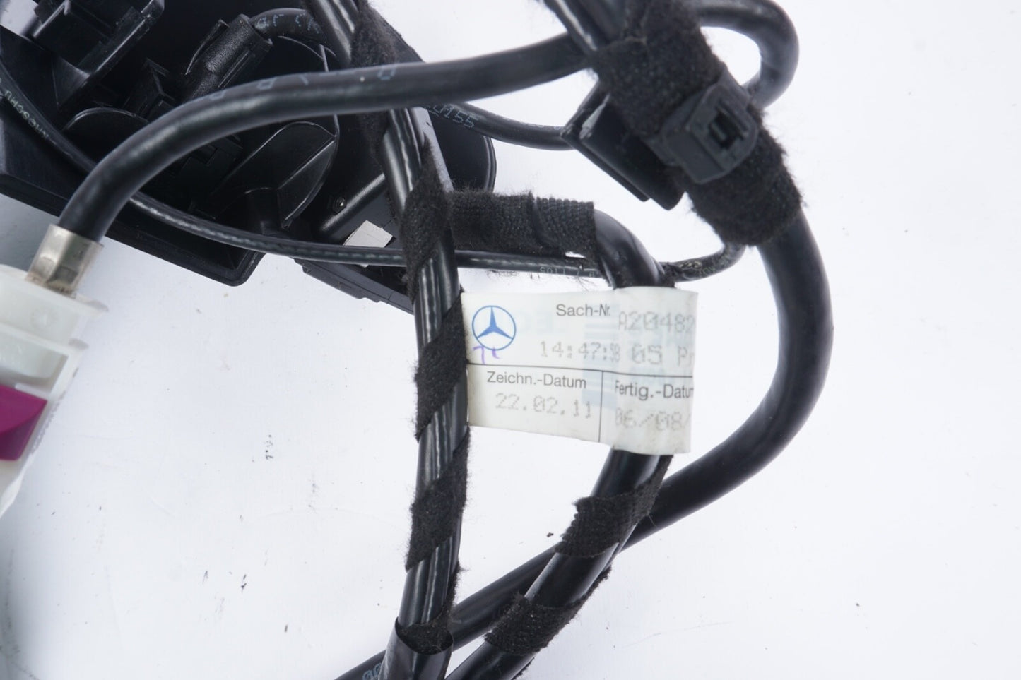 2008-2015 Mercedes W204 C250 C300 E350 Center Console USB Connect Mount Plate