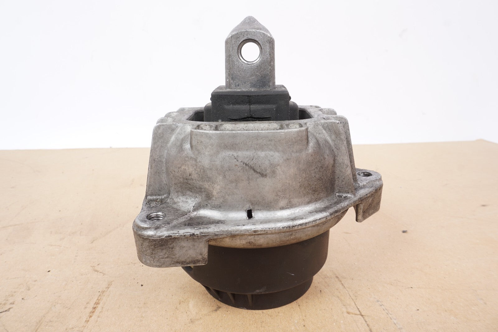 2012-2018 BMW 650I 550i 750i Engine Mount 6851264 OEM