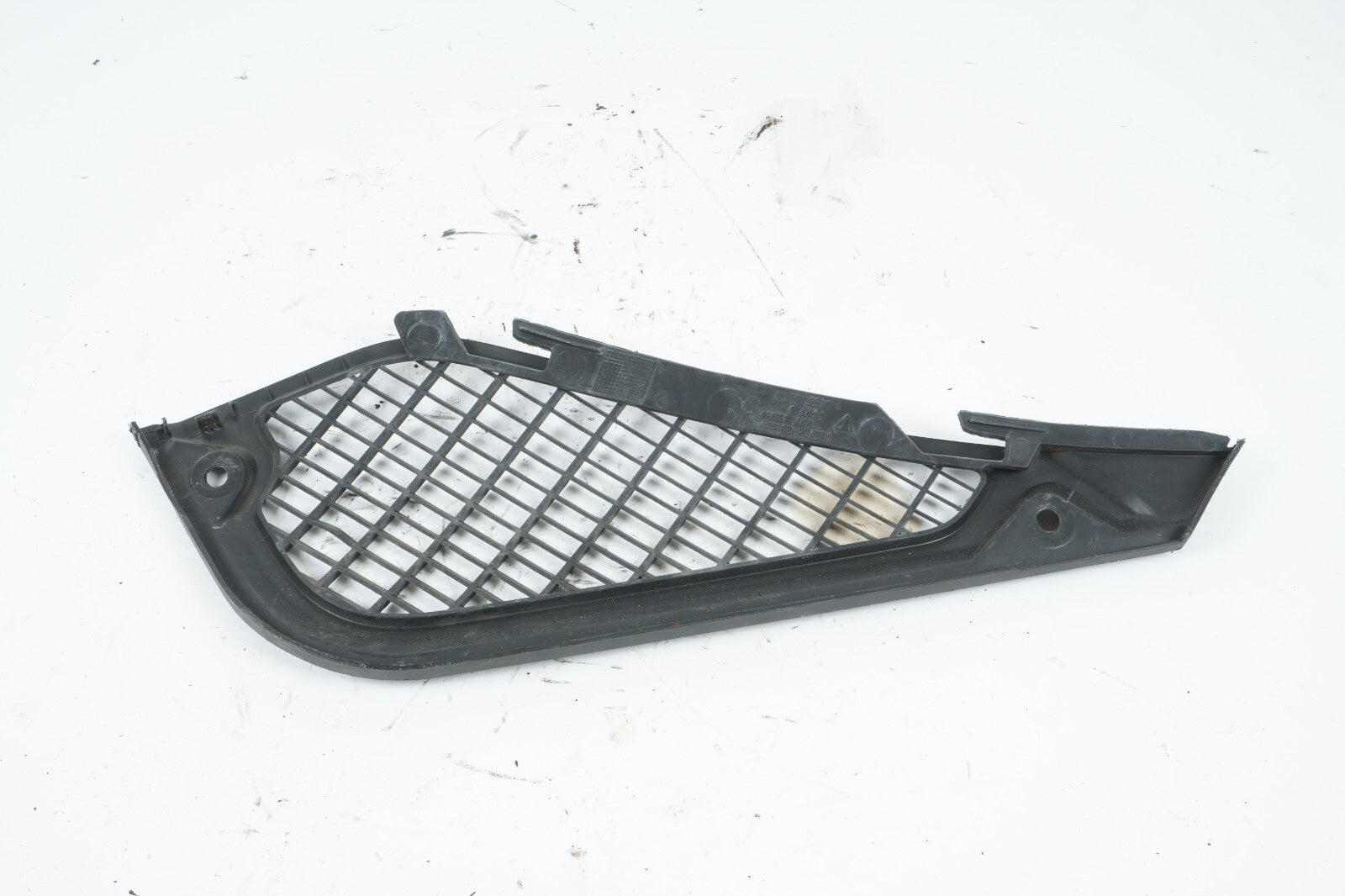 10 - 16 PORSCHE PANAMERA FRONT RIGHT WINDSHIELD WIPER VENT COWL COVER TRIM OEM