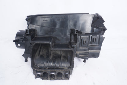 12-14 Mercedes-Benz C250 W204 Air Intake Cleaner Filter Housing Box   OEM