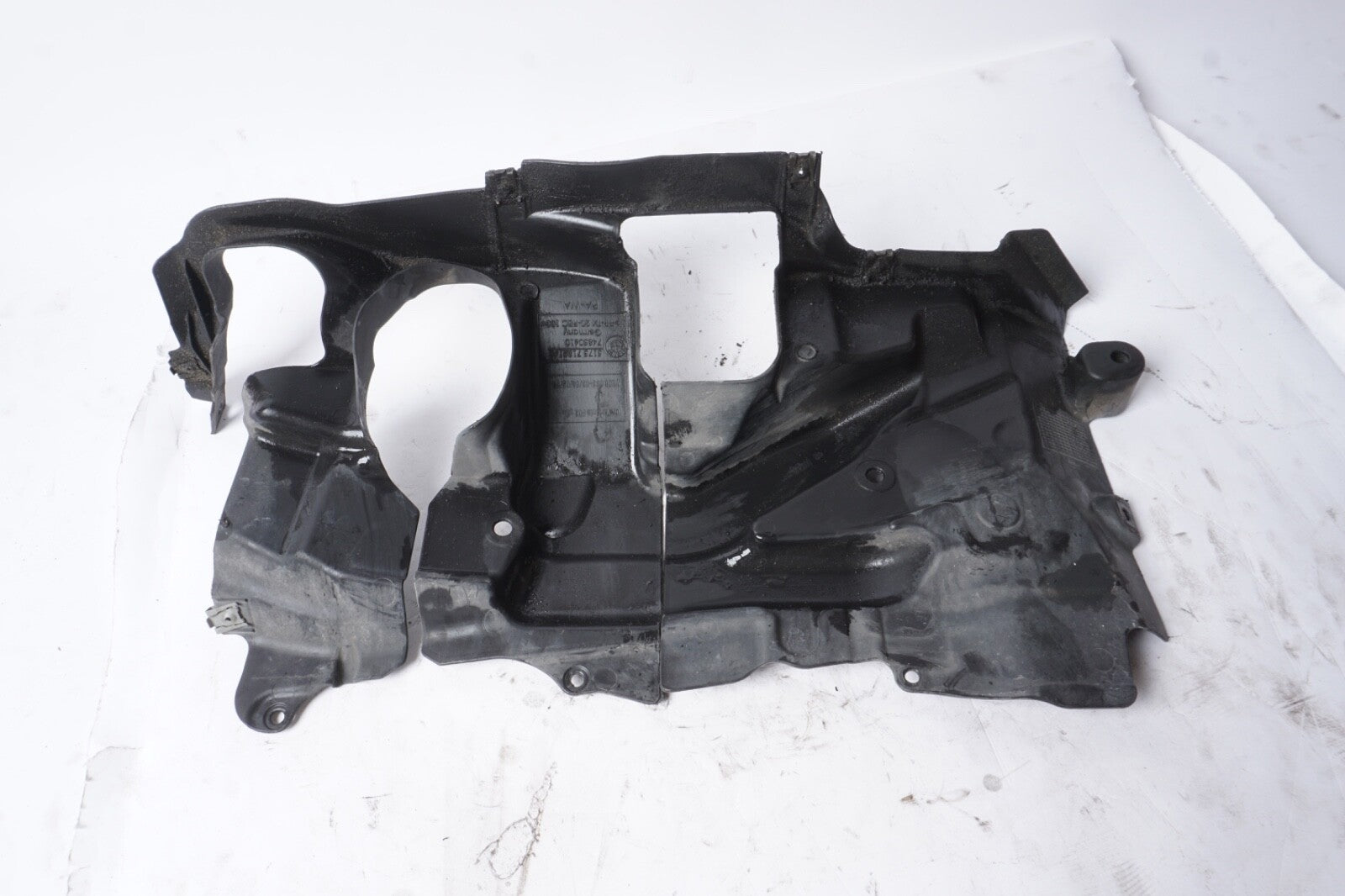 2012-2016 BMW 535I 640i LEFT Steering RACK / GEAR Cover 7185169 OEM