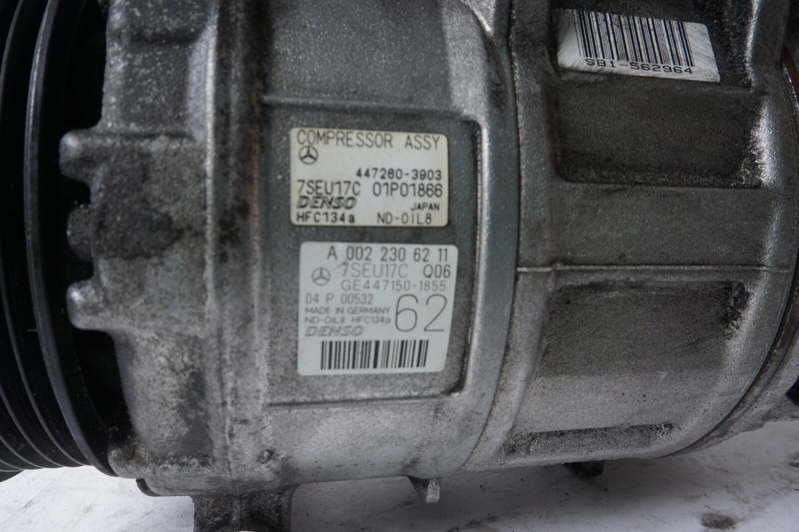 11-14  Mercedes W221 S550 CL550 A/C Air Conditioning Compressor 0022306211 OEM
