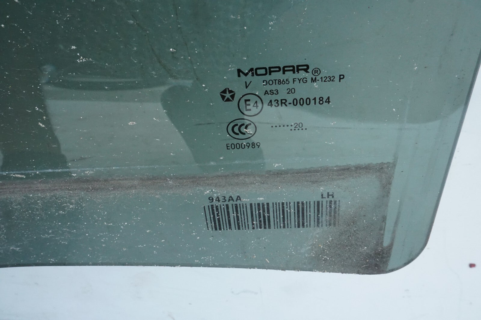 17-20 CHRYSLER PACIFICA REAR DOOR WINDOW GLASS LEFT DRIVER SIDE  OEM