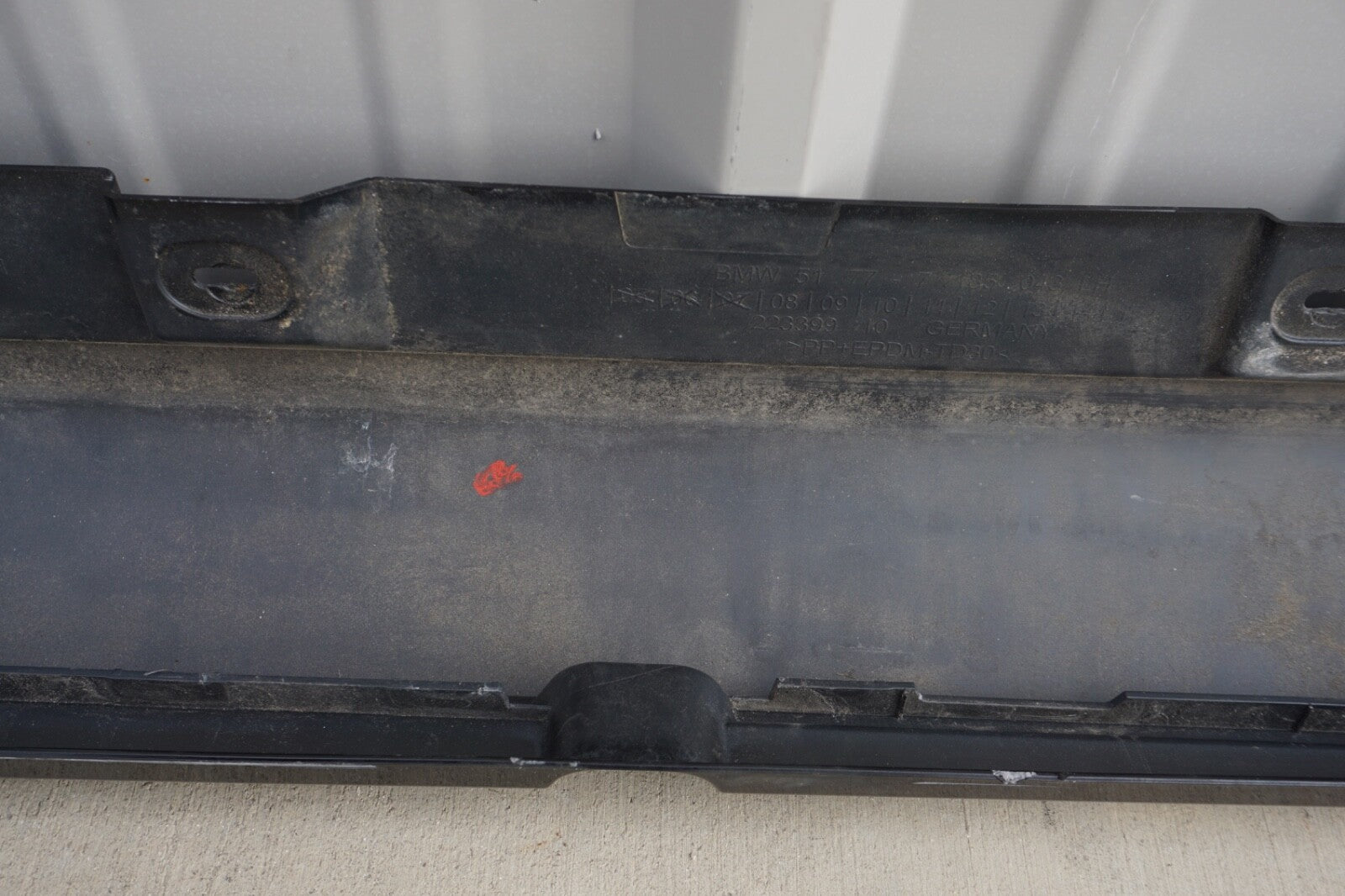 09-15 BMW F02 750Li LEFT DRIVER ROCKER PANEL SKIRT MOLDING BLACK OEM