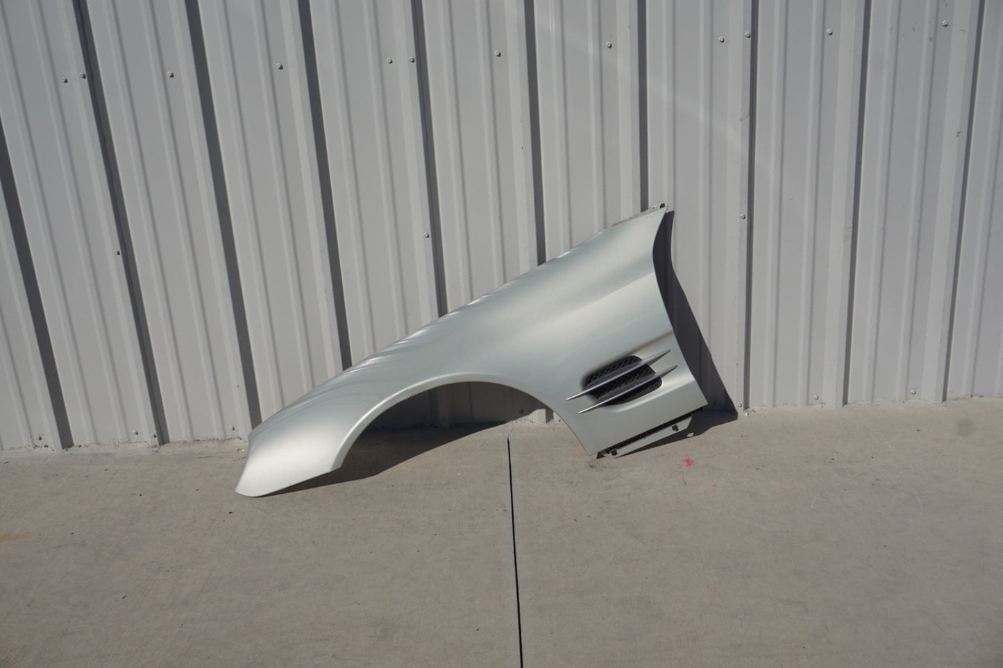 2003 - 2008 Mercedes R230 SL500 SL55 fender, left 03-08 SL500 SL600 2308800118