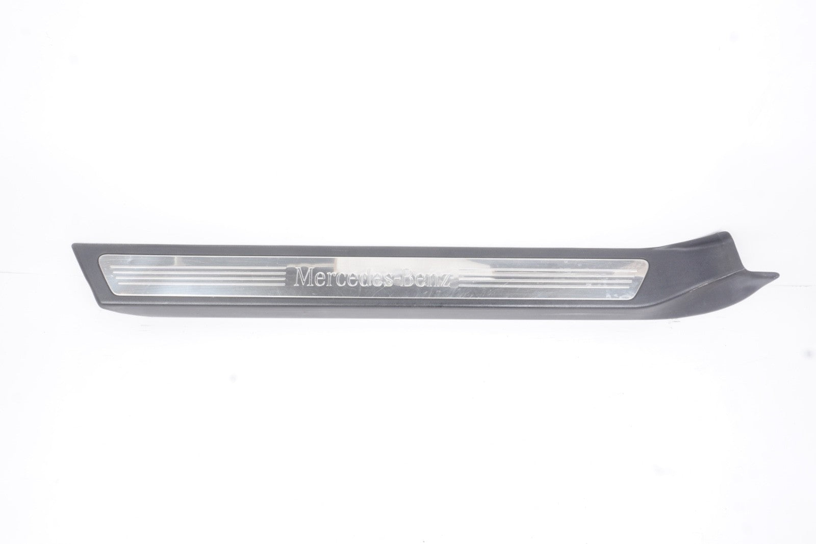2010 - 2017 Mercedes E350 E550 Convertible Right Door Sill Scuff Plate Trim OEM