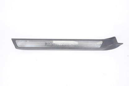 2010 - 2017 Mercedes E350 E550 Convertible Right Door Sill Scuff Plate Trim OEM