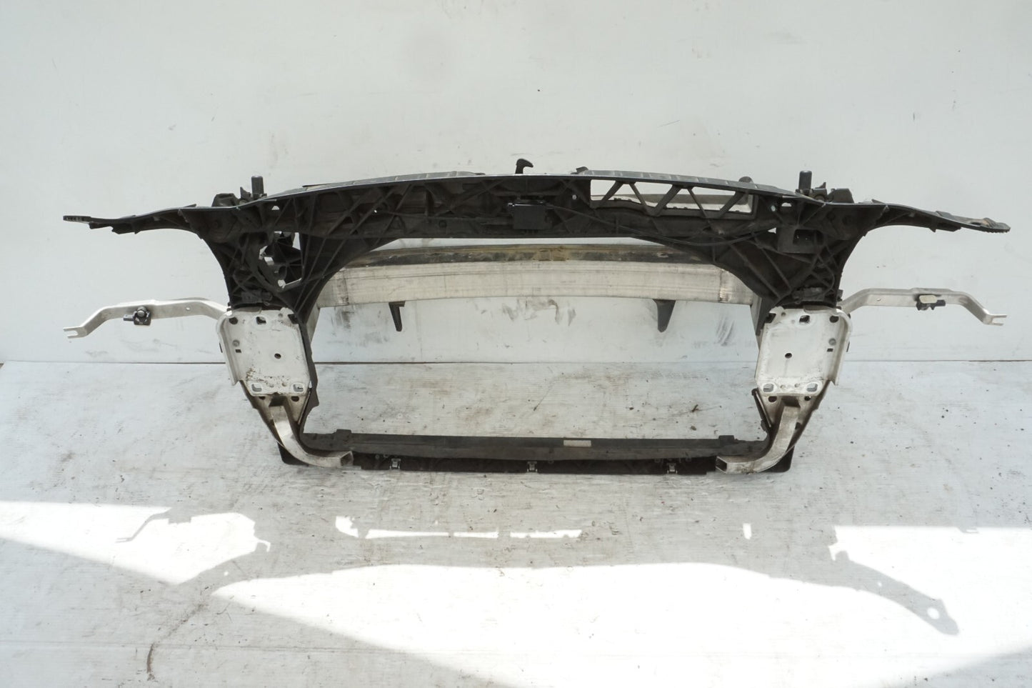 2012 - 2014 AUDI A7 FRONT RADIATOR SUPPORT & BUMPER REINFORCEMENT OEM