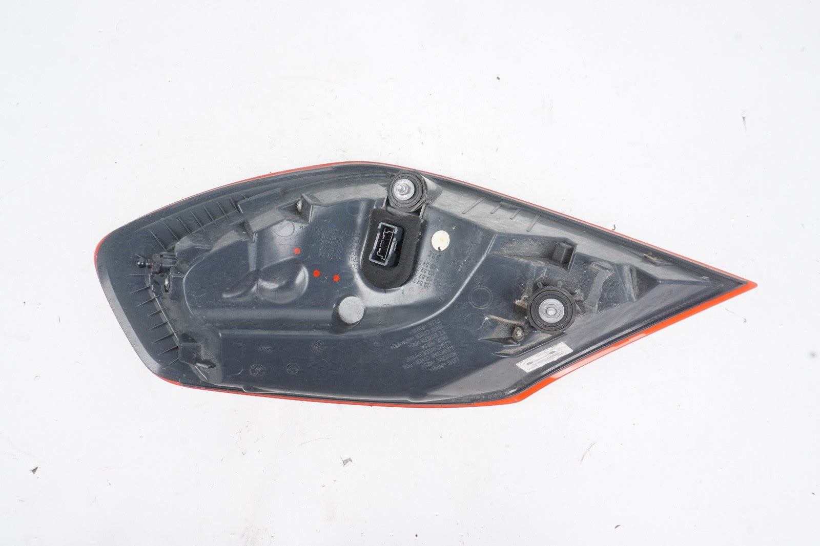2013 - 2019 BMW F06 F13 650i 640i M6 LEFT DRIVER REAR OUTER TAILLIGHT LAMP OEM