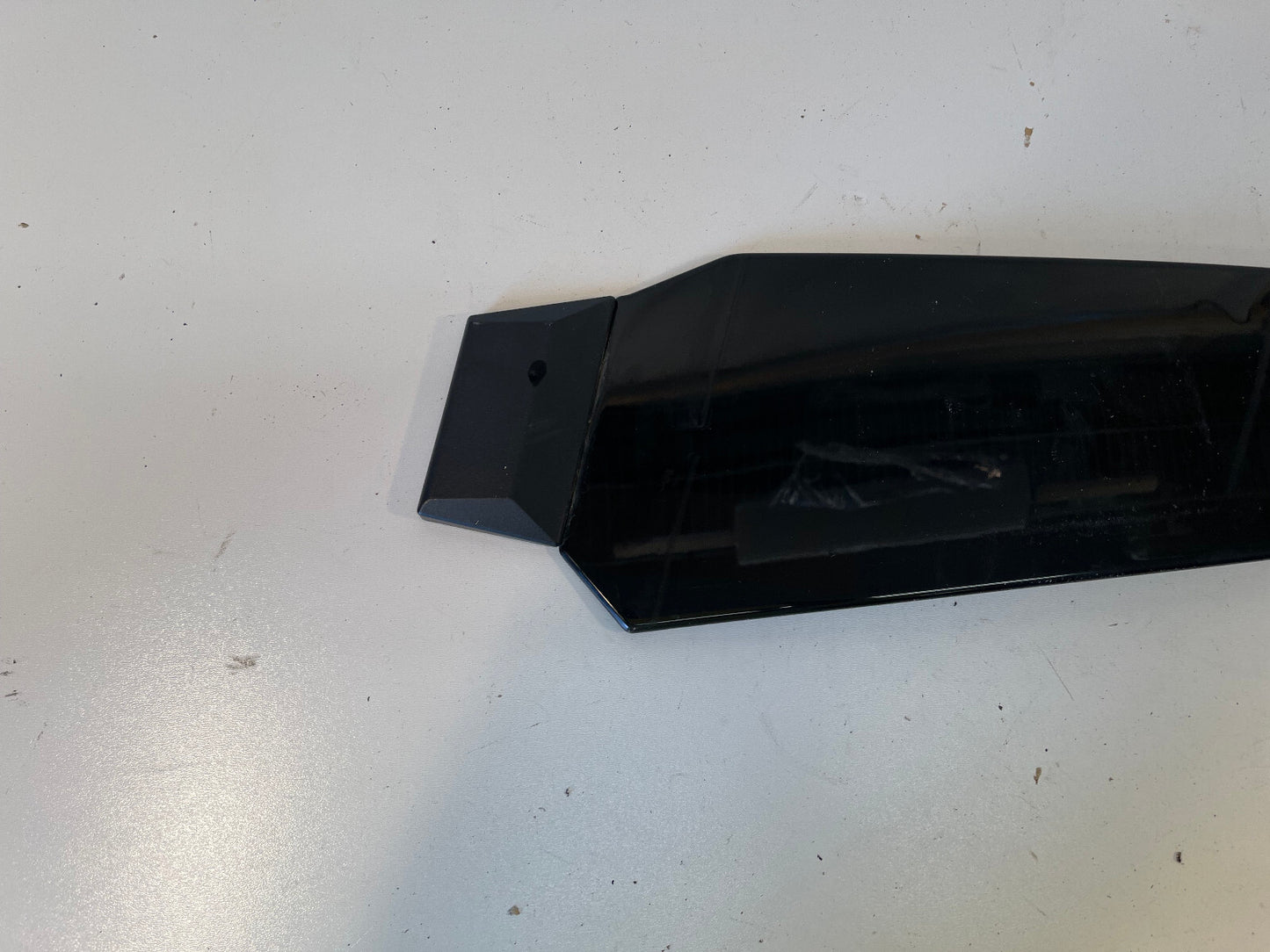 12 - 17 AUDI A7 REAR RIGHT PASS SIDE B PILLAR DOOR WINDOW APPLIQUE MOLDING OEM