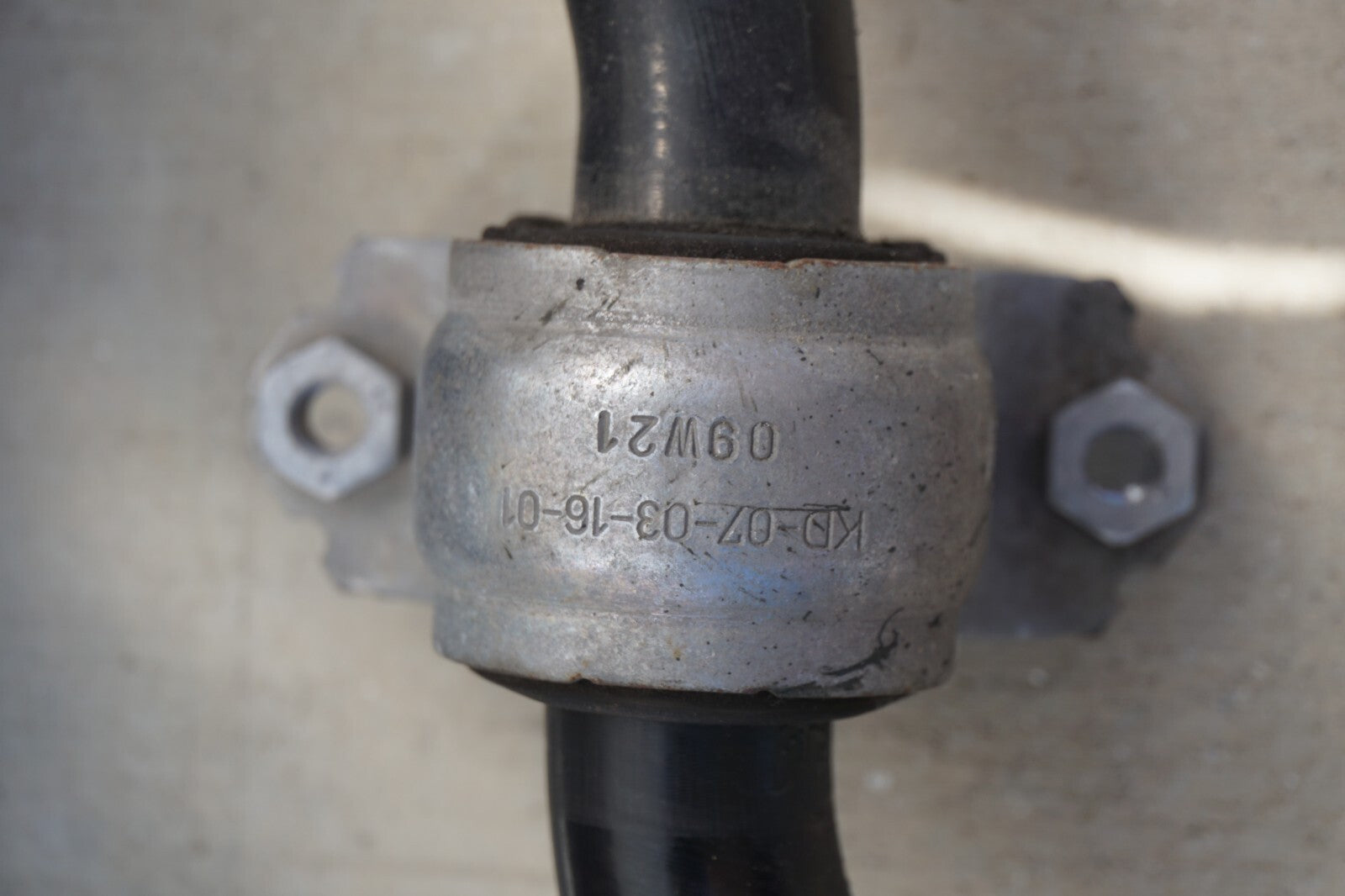 2021 - 2024 Polestar 2 XC40 Front Stabilizer Sway Bar 32281623 OEM
