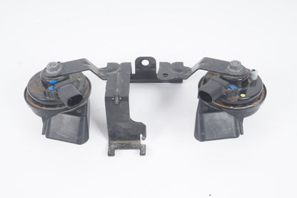 11-17 AUDI A8 A8L S8 HIGH & LOW HORN SET PAIR OEM
