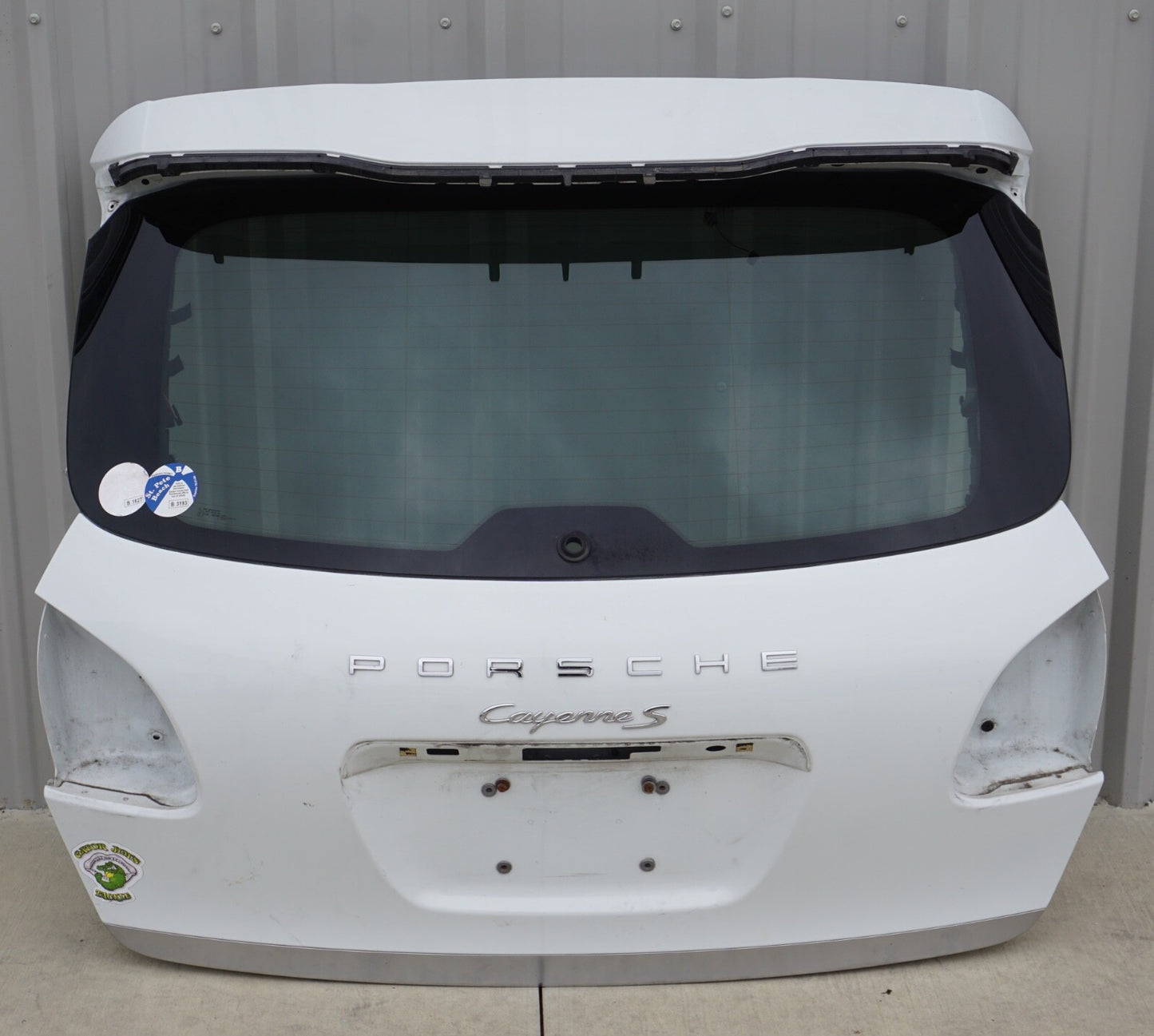 2011-2014 PORSCHE CAYENNE REAR TAILGATE LIFTGATE TRUNK LID W/ GLASS WHITE
