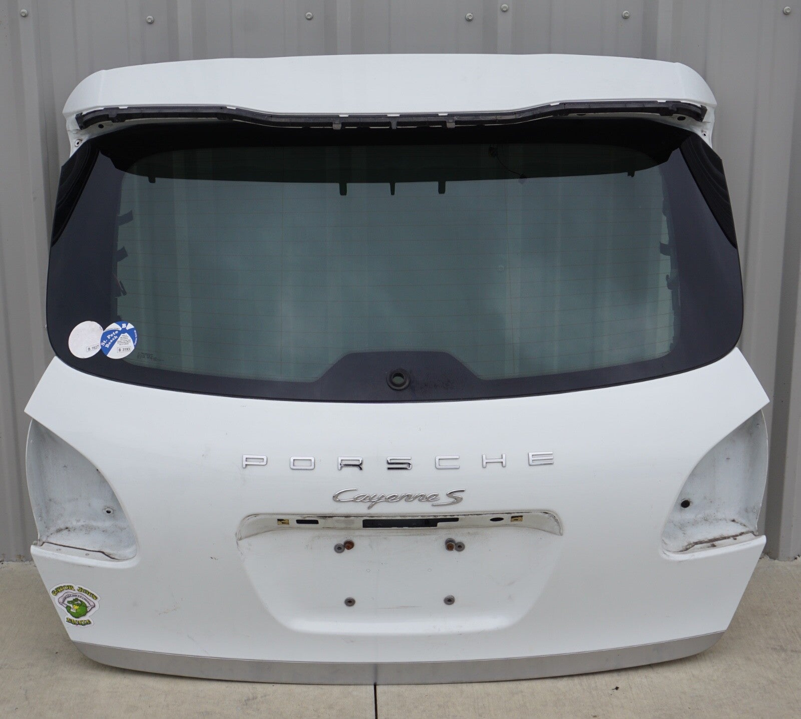 2011-2014 PORSCHE CAYENNE REAR TAILGATE LIFTGATE TRUNK LID W/ GLASS WHITE