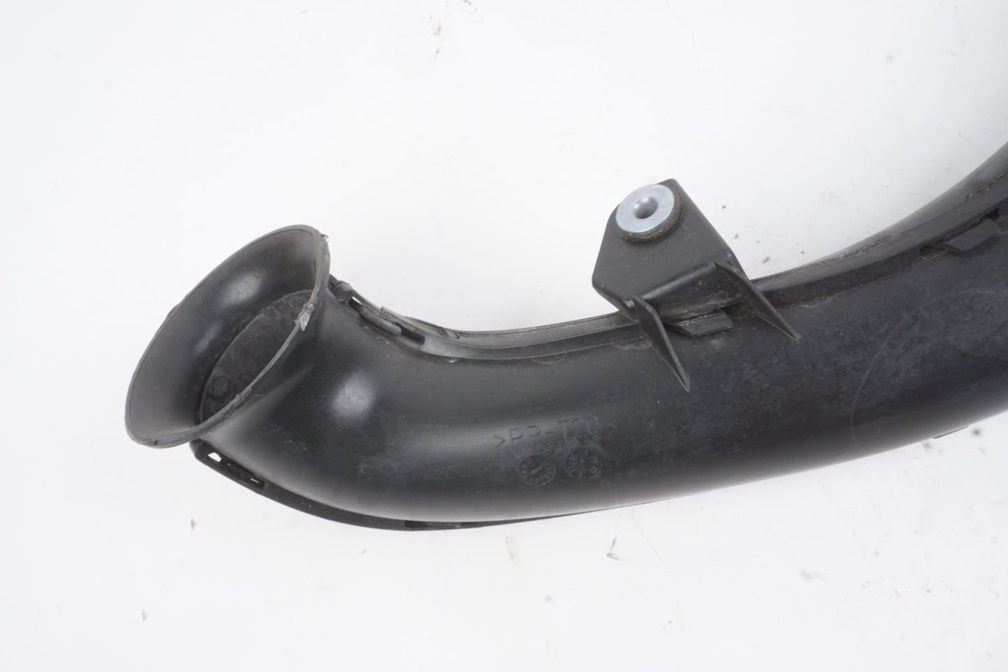 2016 - 2018 Fiat 500X Air Cleaner Intake Air Duct Tube Hose OEM