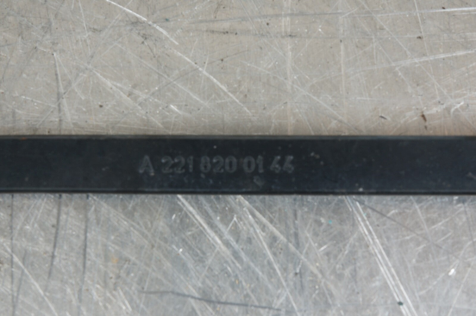07-13 W221 MERCEDES BENZ S550 S600 S63 WIPER ARM LEFT  SIDE