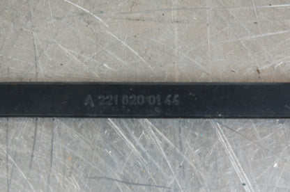 07-13 W221 MERCEDES BENZ S550 S600 S63 WIPER ARM LEFT  SIDE
