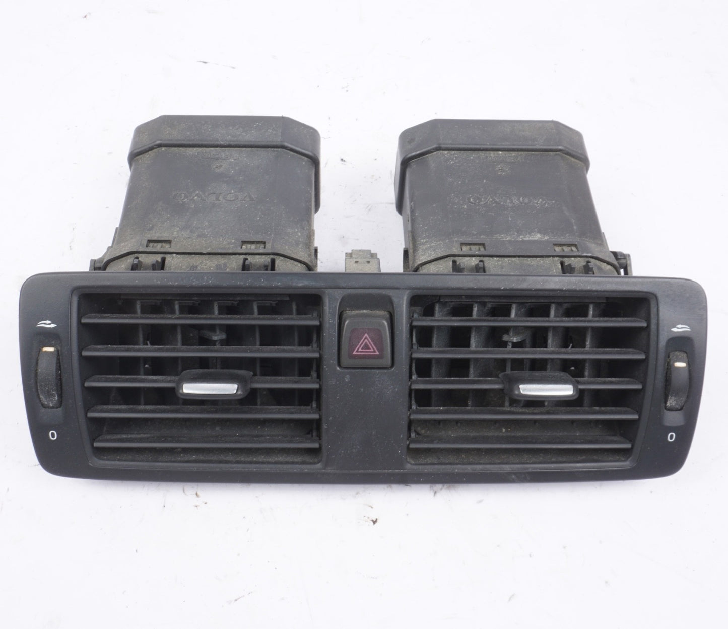 OEM 2006-2013 Volvo C70 2.5L CENTER DASH AC HEAT AIR VENTS HAZARD