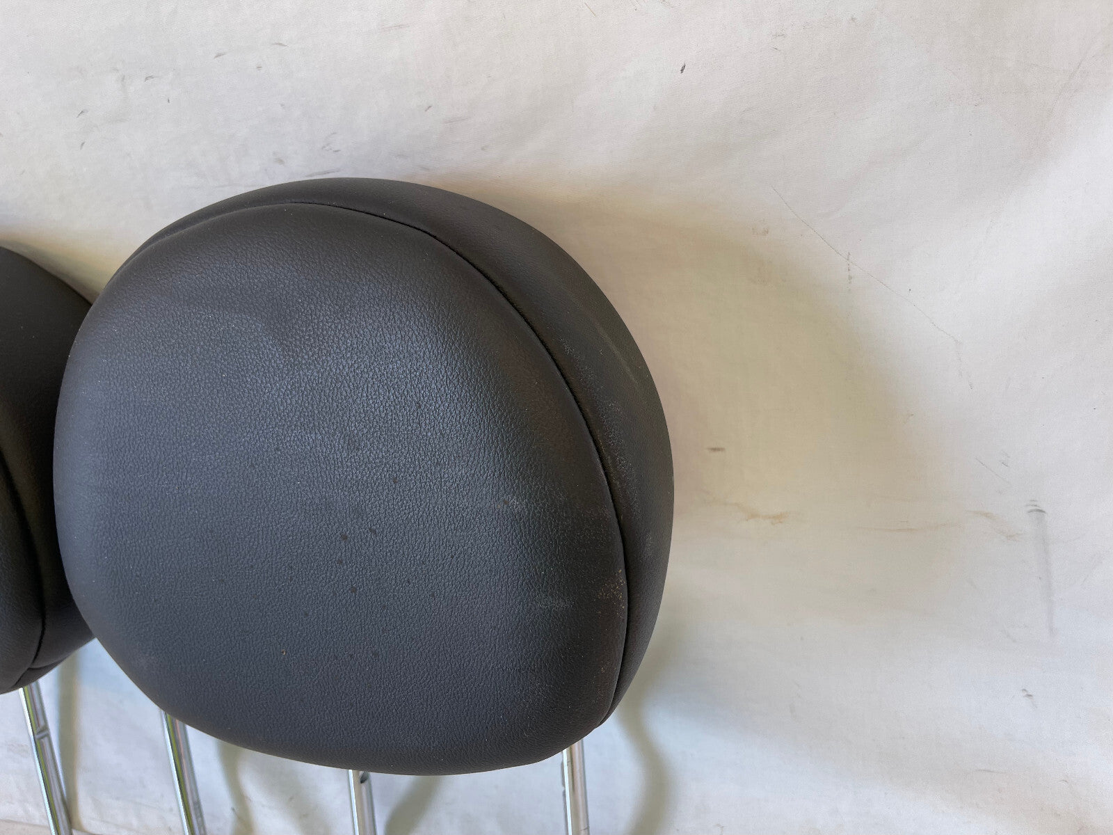 2007-2013 MINI COOPER S R57 FRONT SEAT HEADREST LEFT & RIGHT SET BLACK OEM