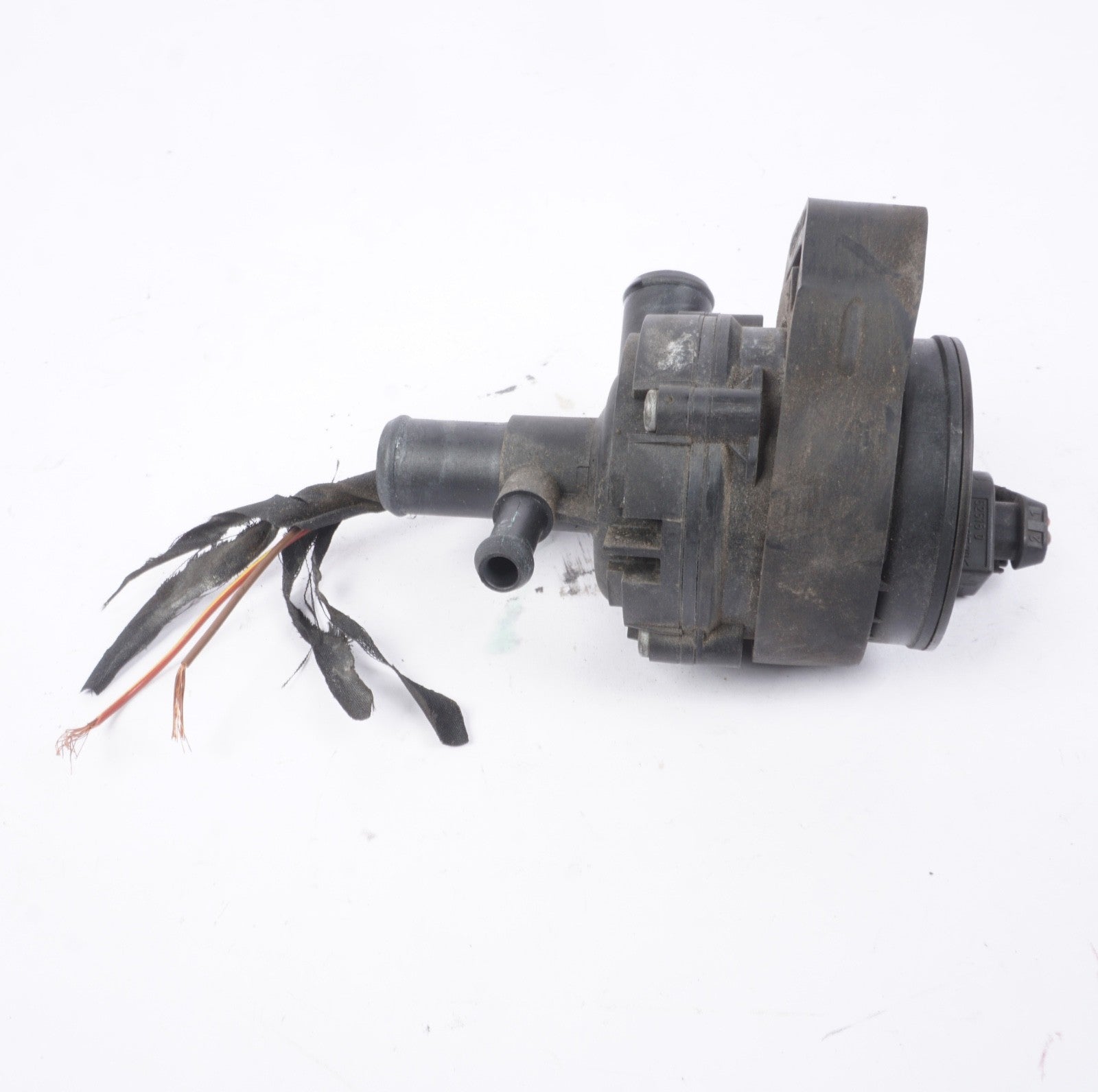 2010-2016 MERCEDES E350 W212 AUXILIARY COOLANT WATER PUMP OEM