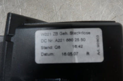 2007-2013 MERCEDES S600 CENTER CONSOLE REAR POWER OUTLET LIGHTER OEM