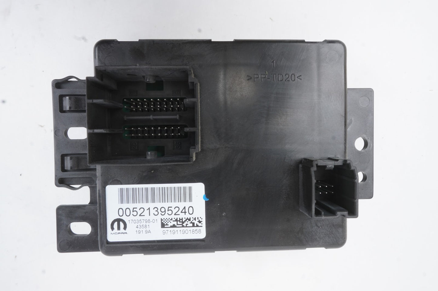 2018-2021 Jeep Renegade HVAC Climate Control Module 00521395240 OEM