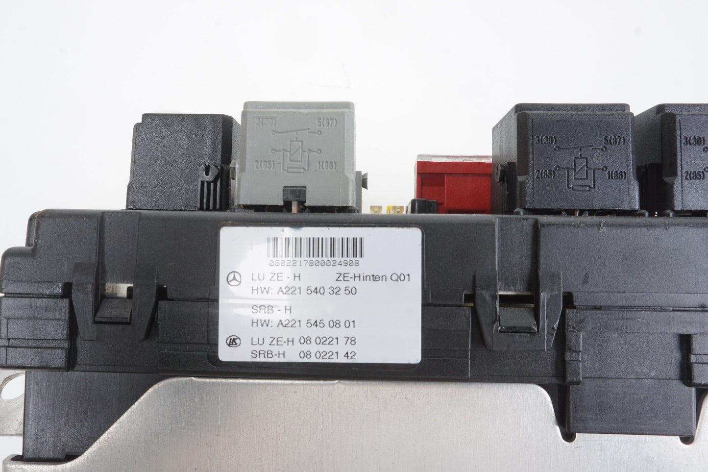 07-09 Mercedes W221 S600 S550  CL550 Rear Trunk Fuse Box Module 2215403250 OEM