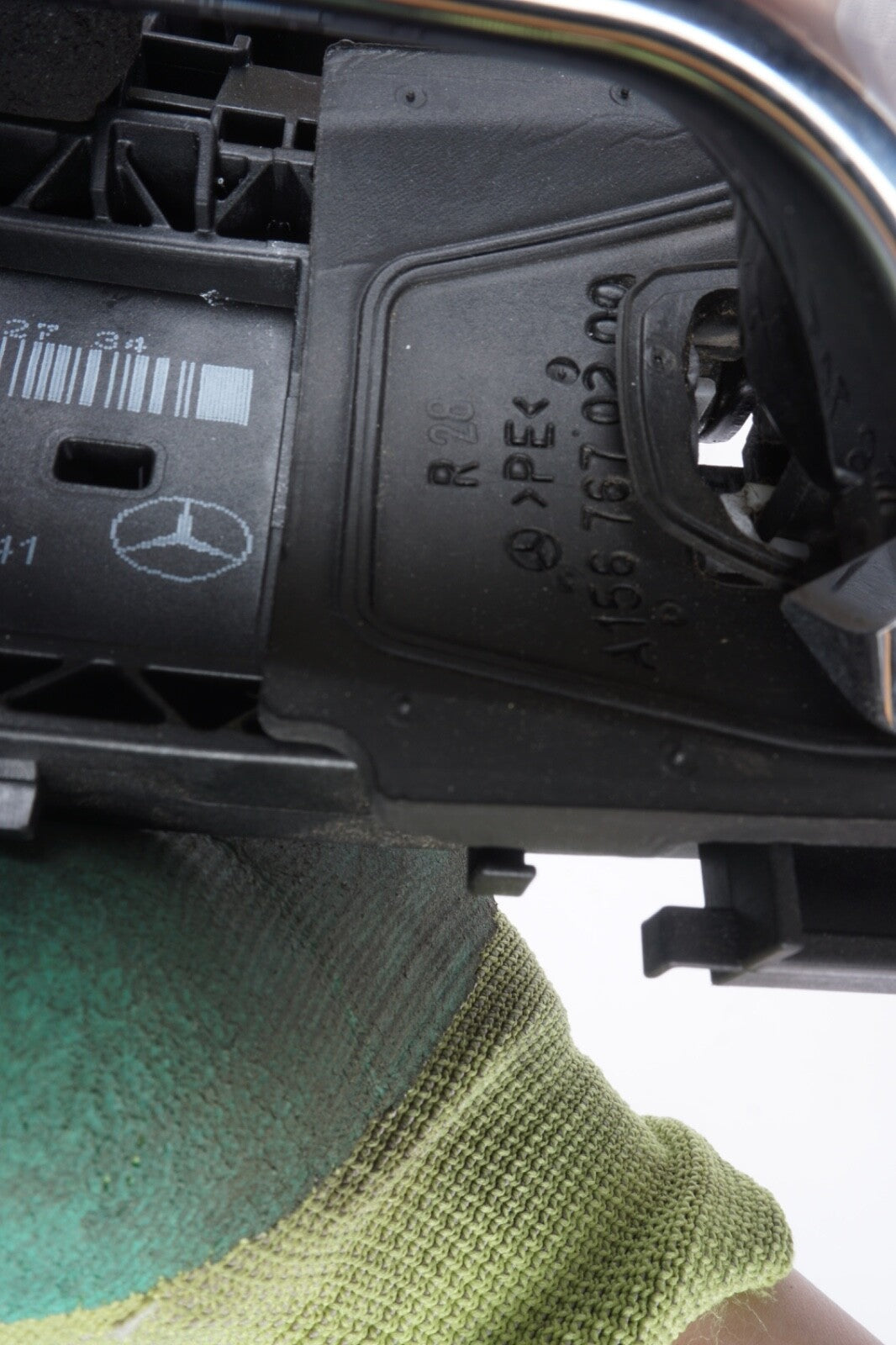 2015-2020 MERCEDES GLA250 X156 FRONT RIGHT EXTERIOR DOOR HANDLE NIGHT BLACK OEM