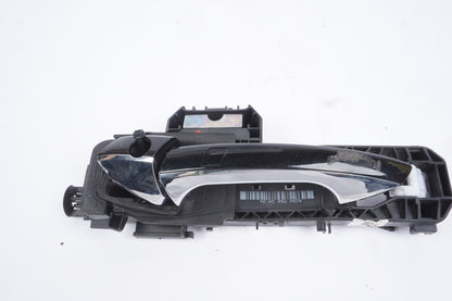 2015-2020 MERCEDES GLA250 X156 FRONT LEFT EXTERIOR DOOR HANDLE NIGHT BLACK OEM