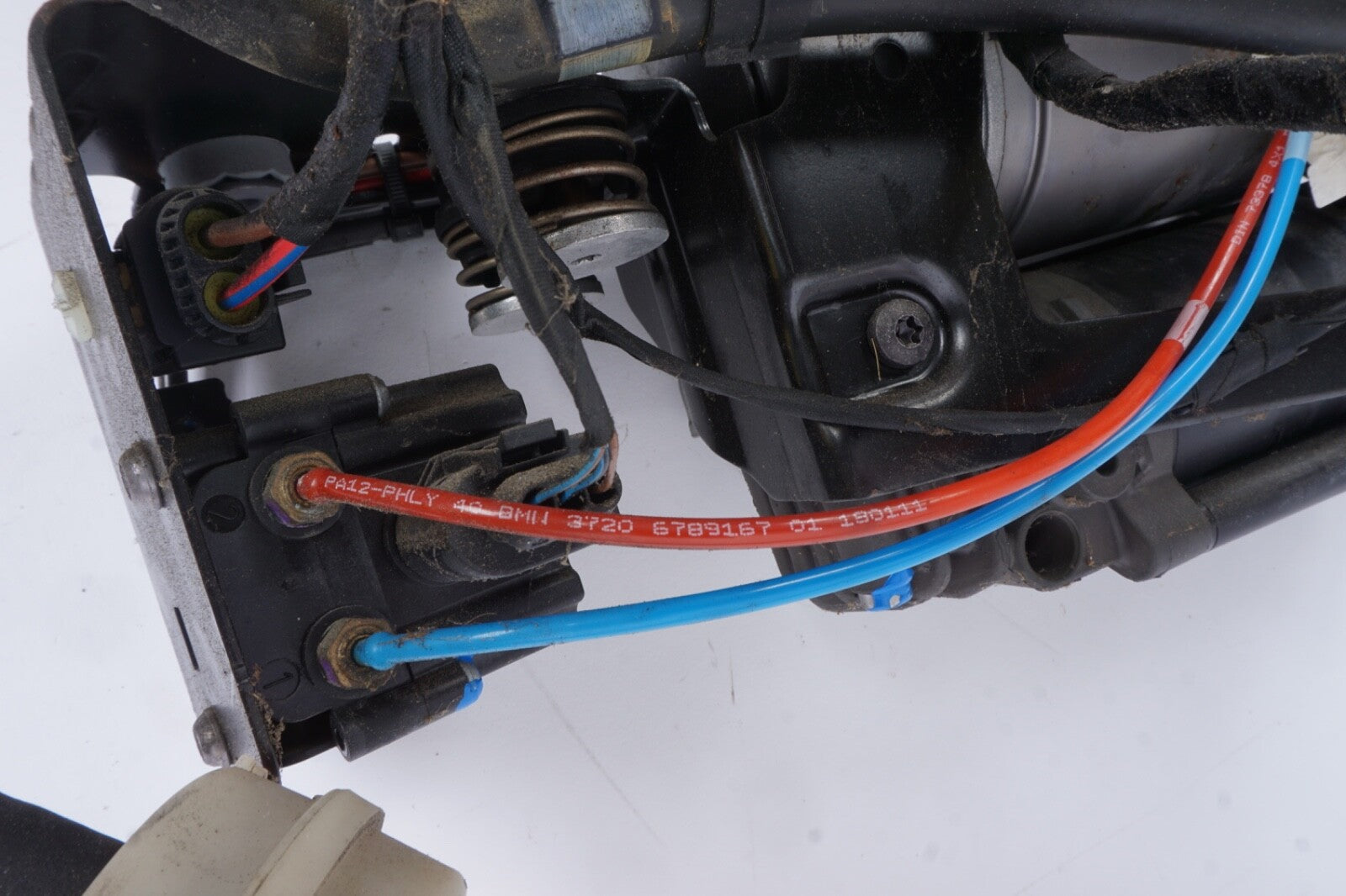 2010-2015 BMW 750LI XDRIVE - AIR Suspension Compressor / PUMP 6789450