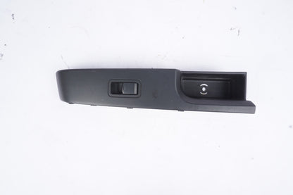 2019-2024 NISSAN TITAN REAR RIGHT PASSENGER SIDE DOOR WINDOW CONTROL SWITCH OEM