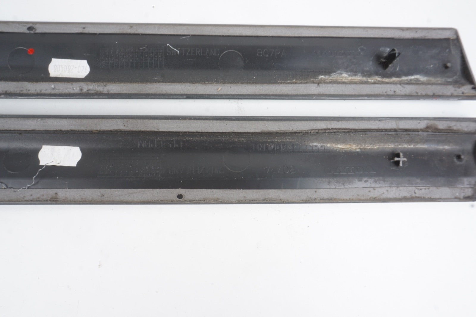 2006-2013 VOLVO C70 Left Right Rear Quarter Panel Outer Trim Molding Black OEM