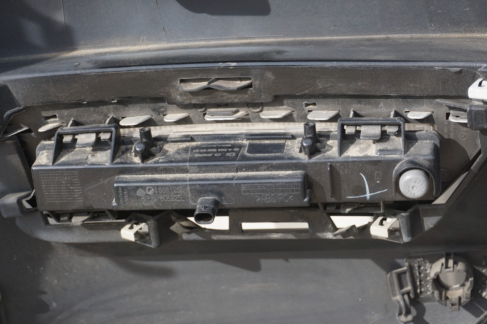 13-16 Mercedes GL450 Front Bumper Cover & Grille OEM