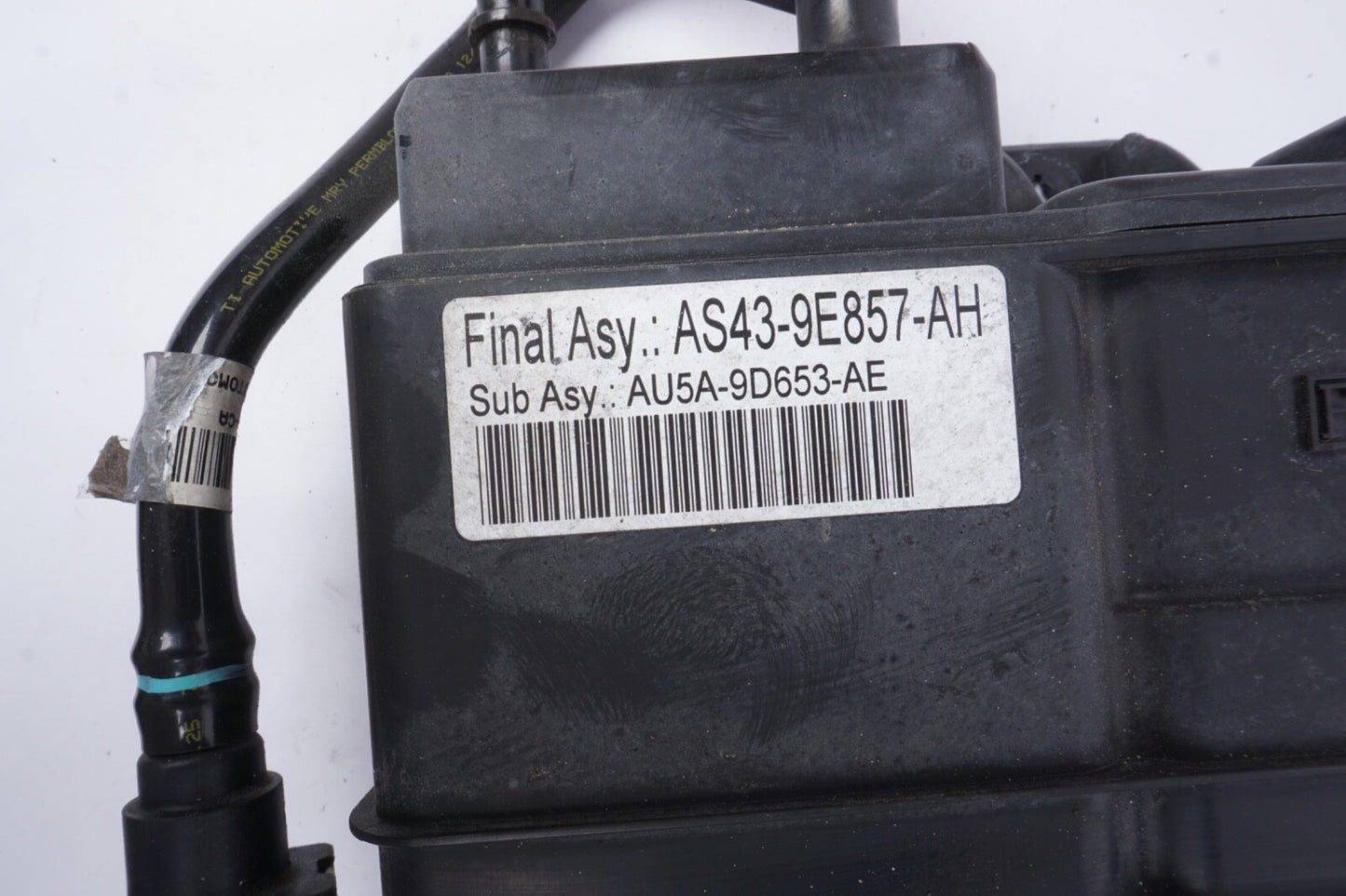 2013-2018 FORD FOCUS  Fuel Vapor Charcoal Canister AS439E857AH