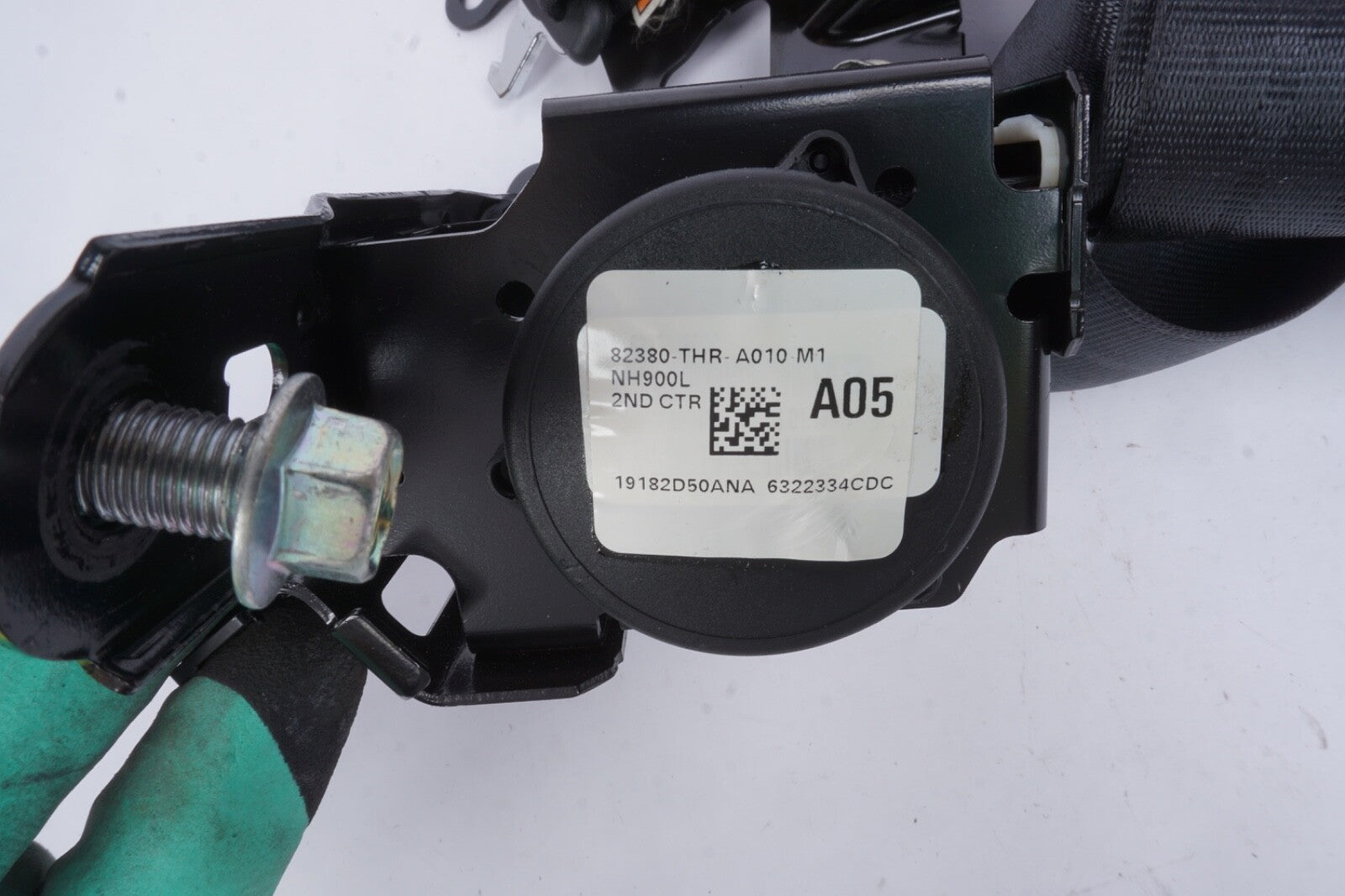2018 - 2023 HONDA ODYSSEY REAR CENTER 2ND ROW SEAT BELT RETRACTOR OEM 82380THR
