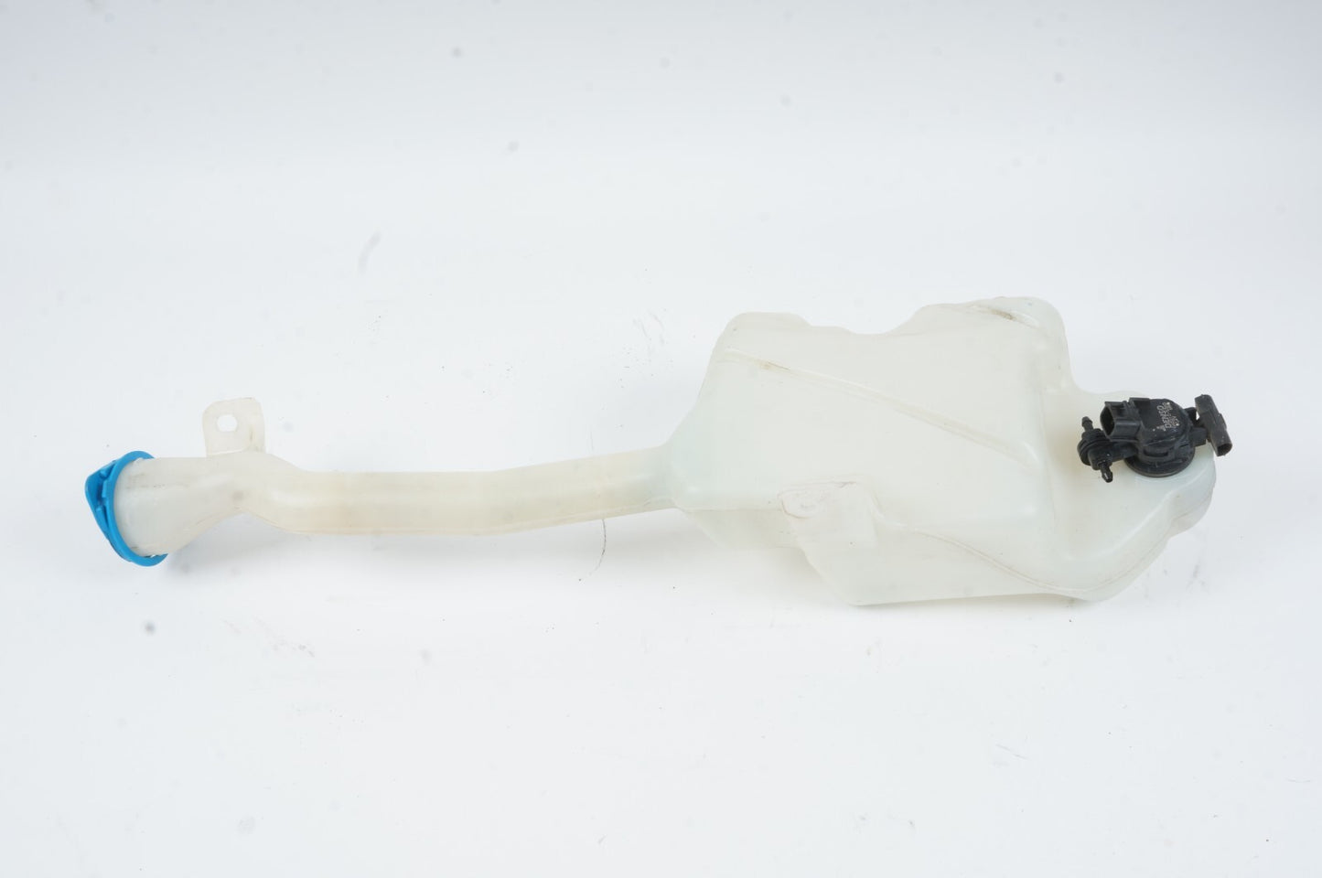 2014 - 2017 HONDA ODYSSEY WINDSHIELD WASHER FLUID RESERVOIR OEM