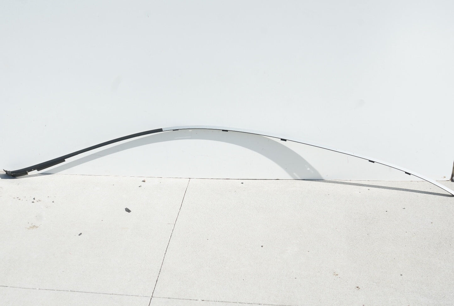 2008 MERCEDES S 550 W221 LEFT SUN ROOF TRIM MOLDING TRIM PAIR