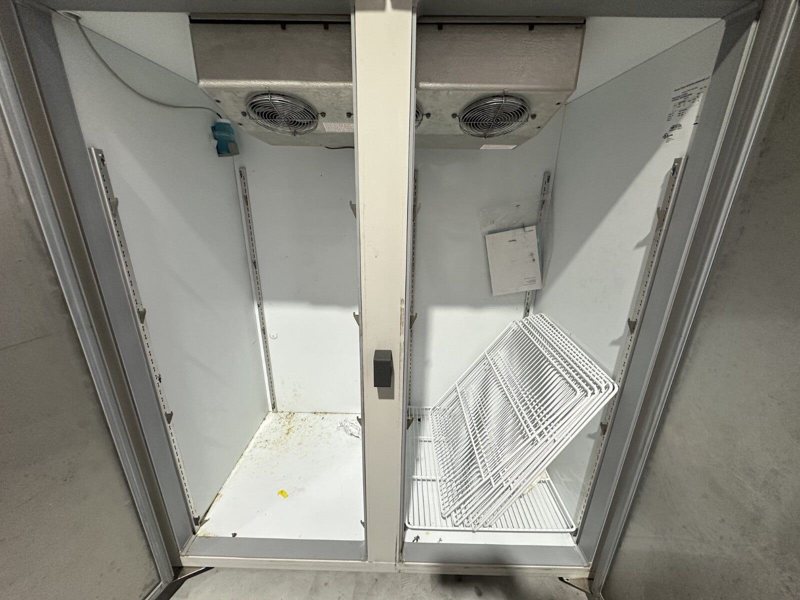THERMO Scientific ULT5030A 20 Refrigerator Laboratory 115V - TESTED