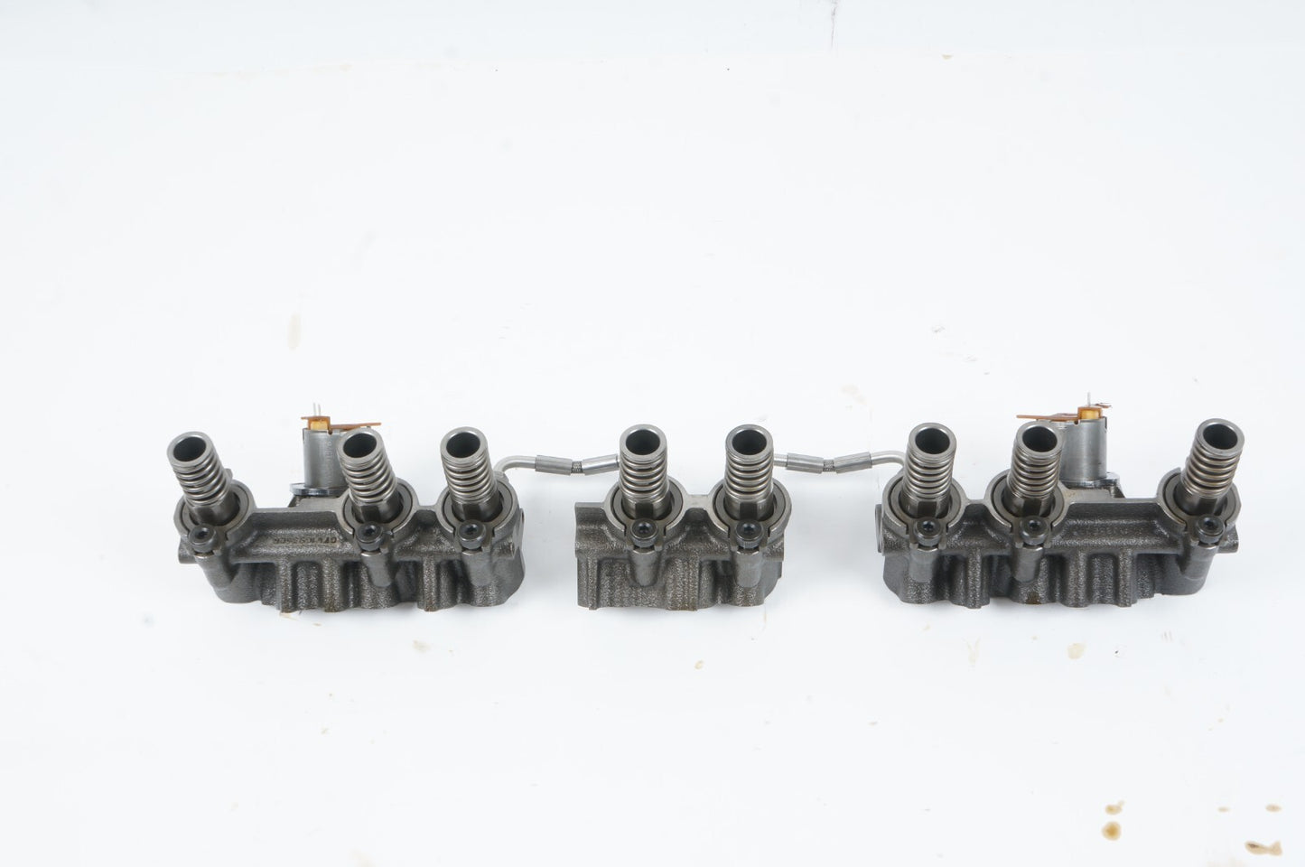 2015 - 2020 BENTLEY MULSANNE 6.8L CAMSHAFT VALVE TAPPET RIGHT PASSENGER SIDE OEM