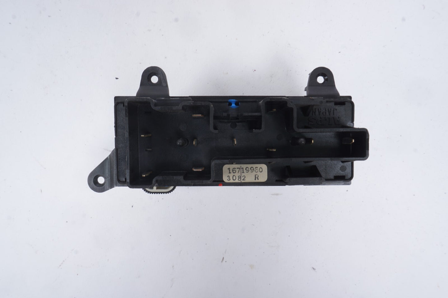 1990 - 1993 Cadillac Allante Front Right Passenger Seat Control Switch  OEM