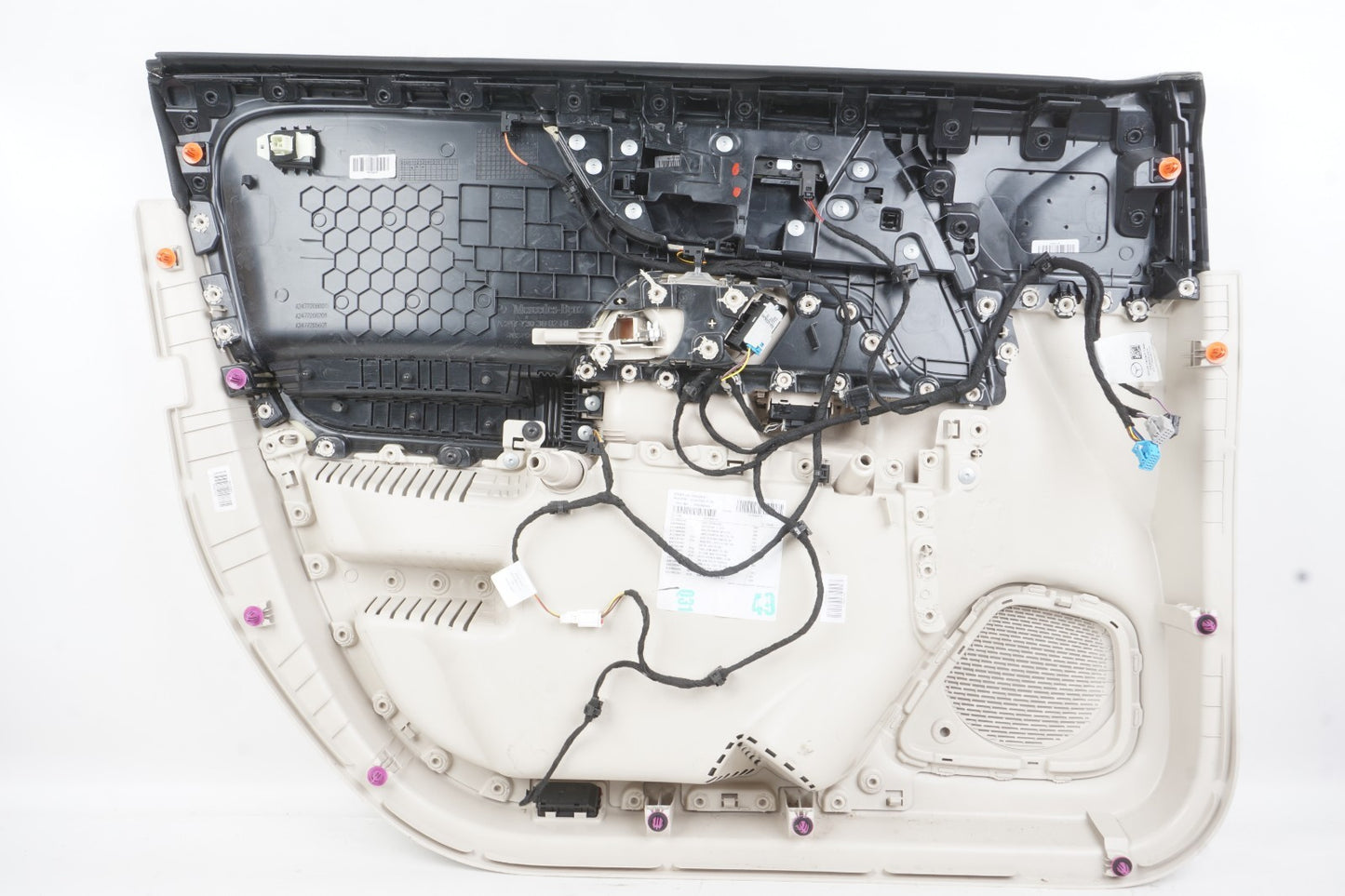 2022 - 2023 MERCEDES EQB300 FRONT RIGHT PASSENGER INNER DOOR TRIM PANEL BEIGE