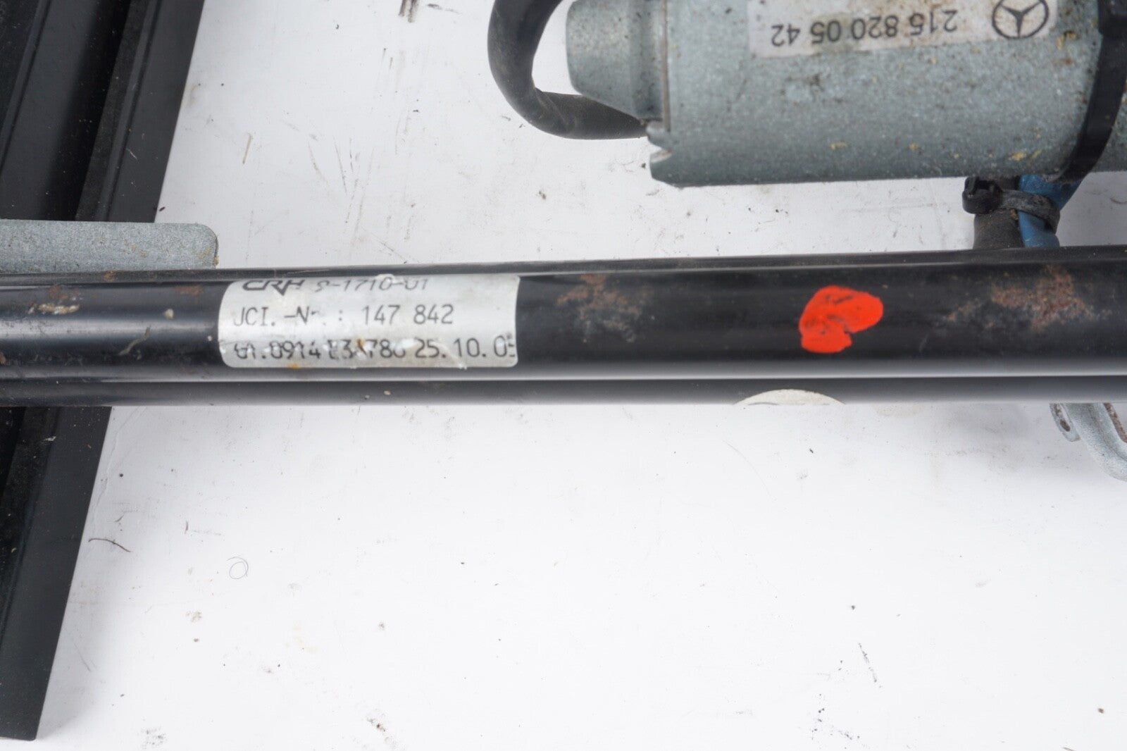 03-12 Mercedes R230 SL500 SL55 AMG Lower Seat Track Rail Left Driver Side OEM