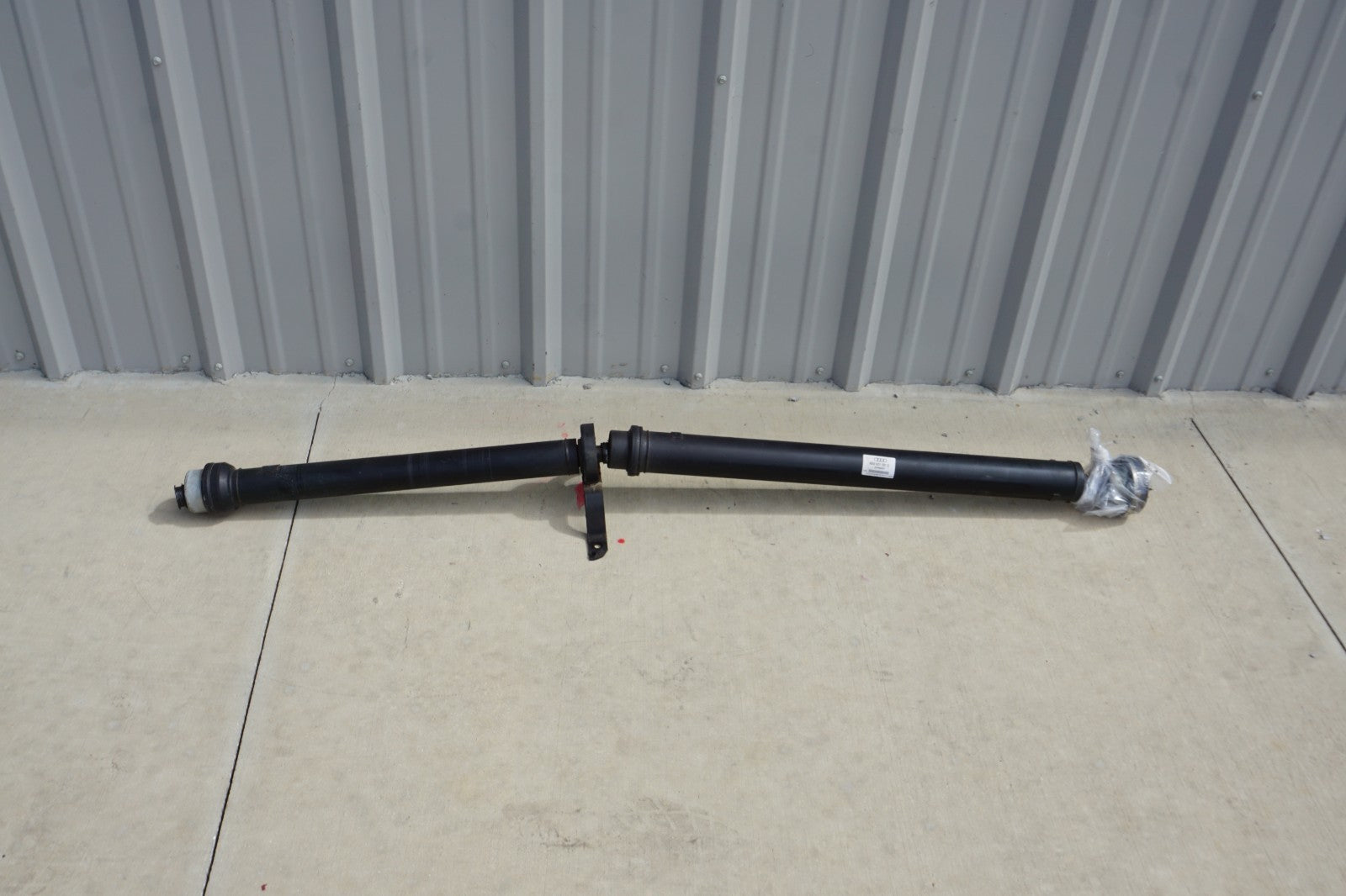 2012 - 2017 Audi A7 Quattro Rear Driveshaft Cardan Proppeler OEM